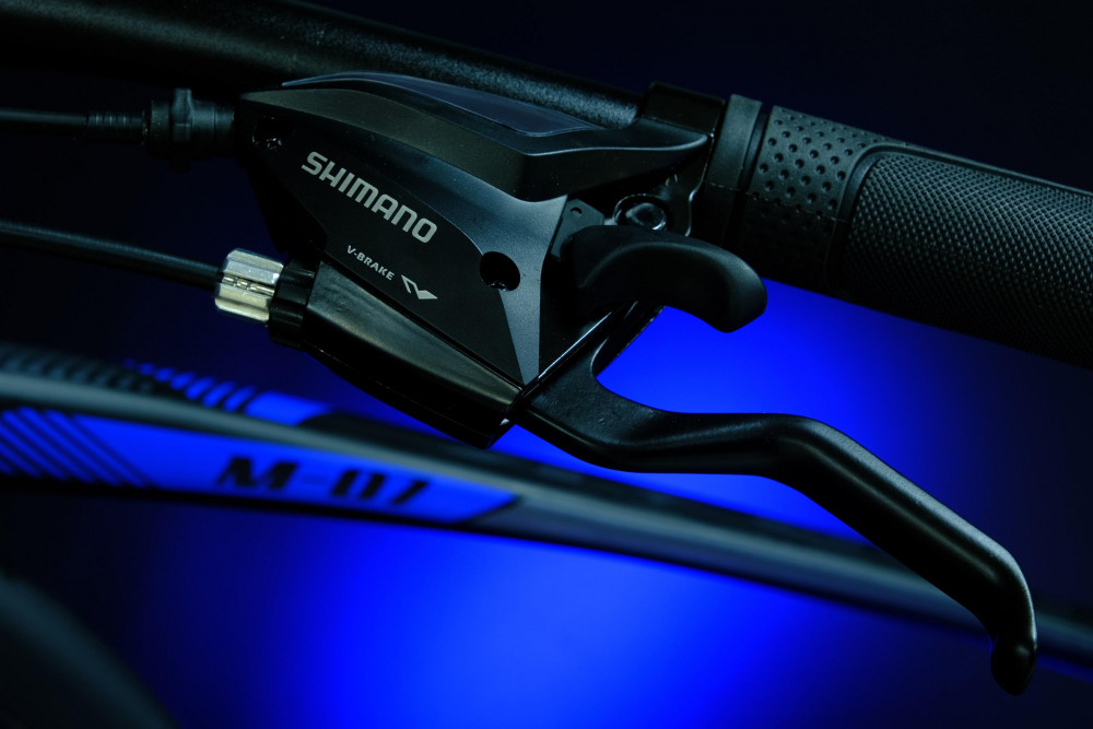 LORAK M-07 Prom Матовый Чёрный/Синий 19р (на рост 171-182)